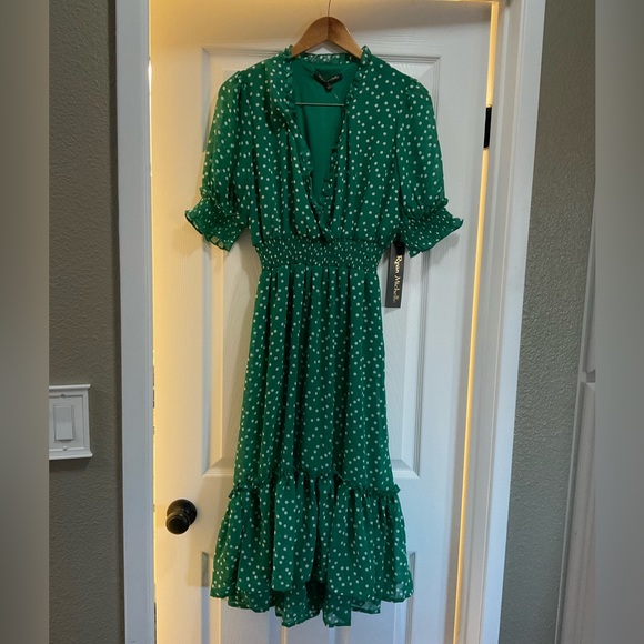 Ryan Michelle Dresses & Skirts - Ryan Michelle Dress